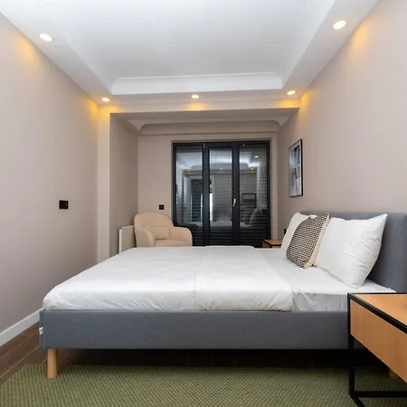 Luxury 2-bedroom Bosphorus View Flat With Private Parking And Elevator Apartman *