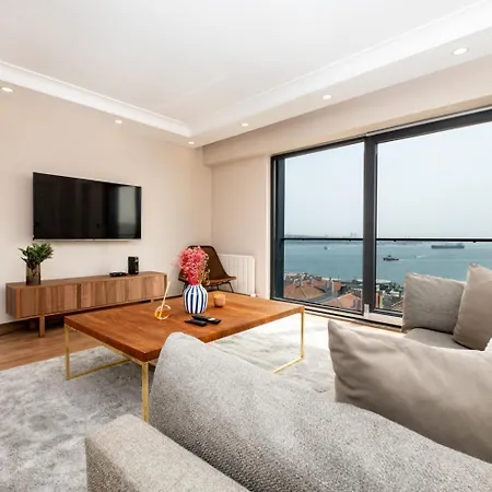 Luxury 2-bedroom Bosphorus View Flat With Private Parking And Elevator Lägenhet Istanbul